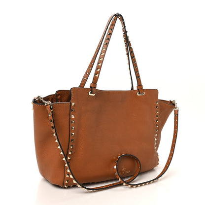 Valentino Garavani Pebbled Calfskin Medium Rockstud Tote  Light Cuir 2 of 9