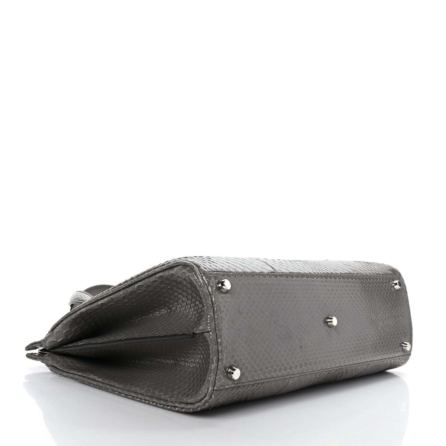 Gucci Elaphe Medium Zumi Top Handle Bag Dusty Grey 4 of 9