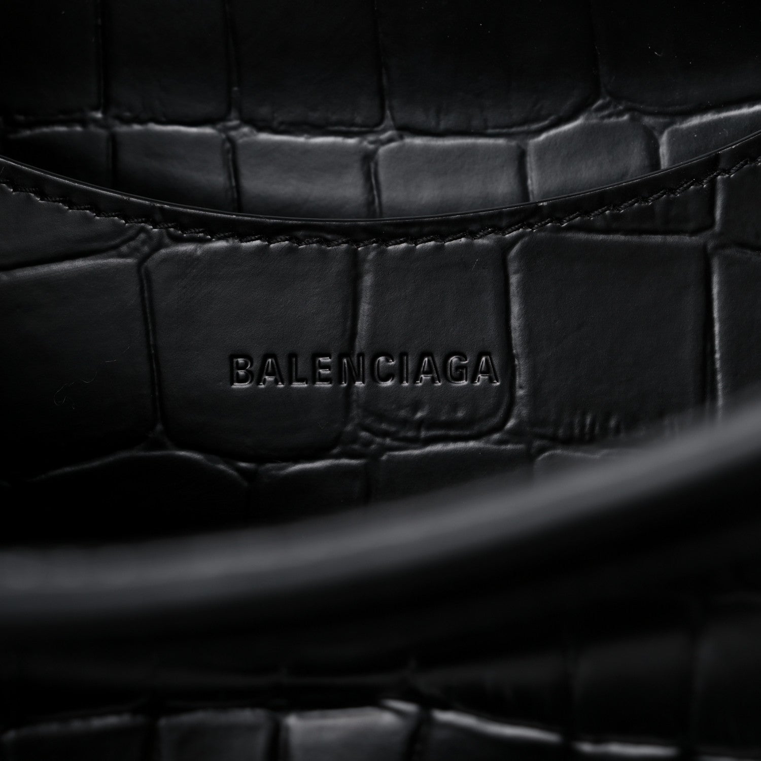 Balenciaga Semi Shiny Calfskin Crocodile Embossed Neo Classic Black Hardware S City Black 6 of 13
