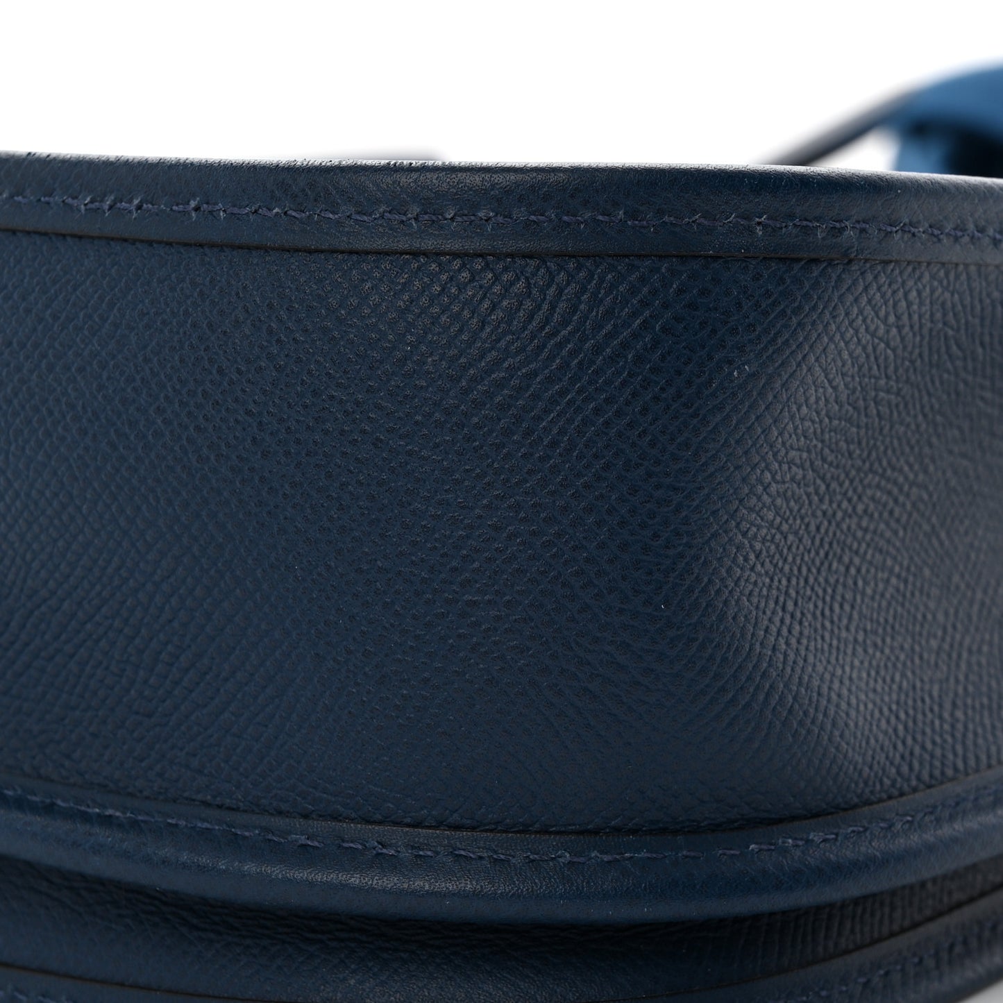 Epsom Evelyne III PM Bleu Saphir