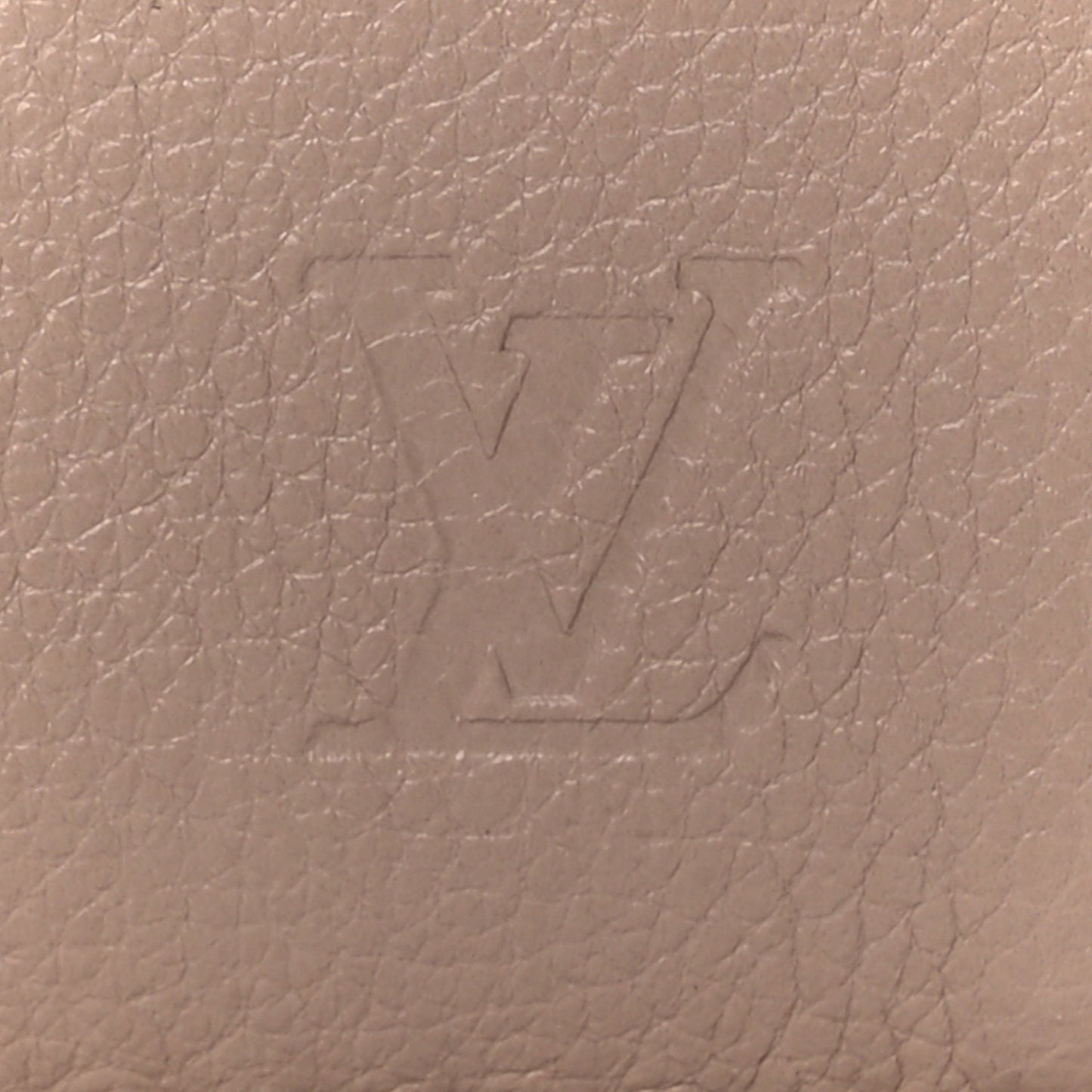 Calfskin Pochette Jour PM Taupe