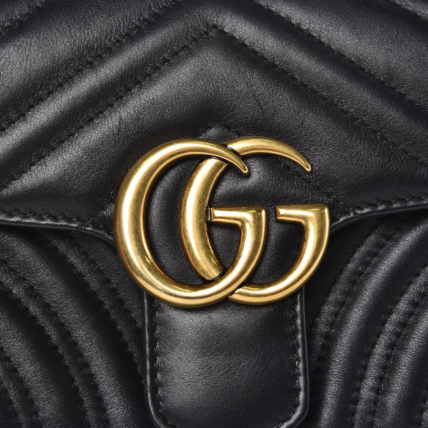 Calfskin Matelasse Mini GG Marmont Shoulder Bag Black