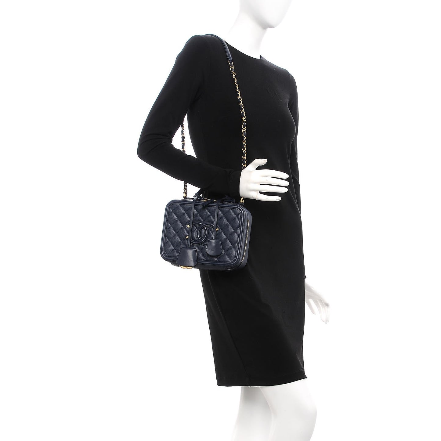 Caviar Quilted Medium CC Filigree Vanity Case Navy