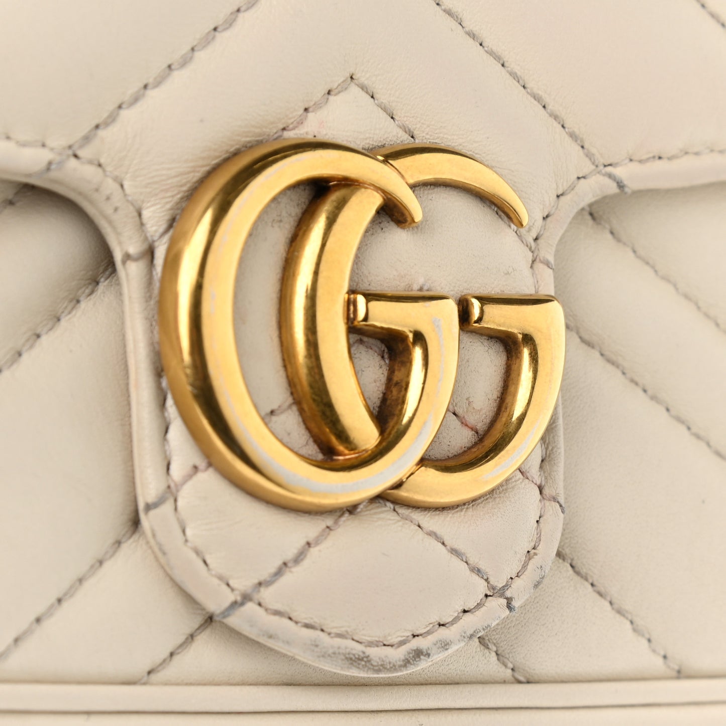 Calfskin Matelasse Super Mini GG Marmont Shoulder Bag White
