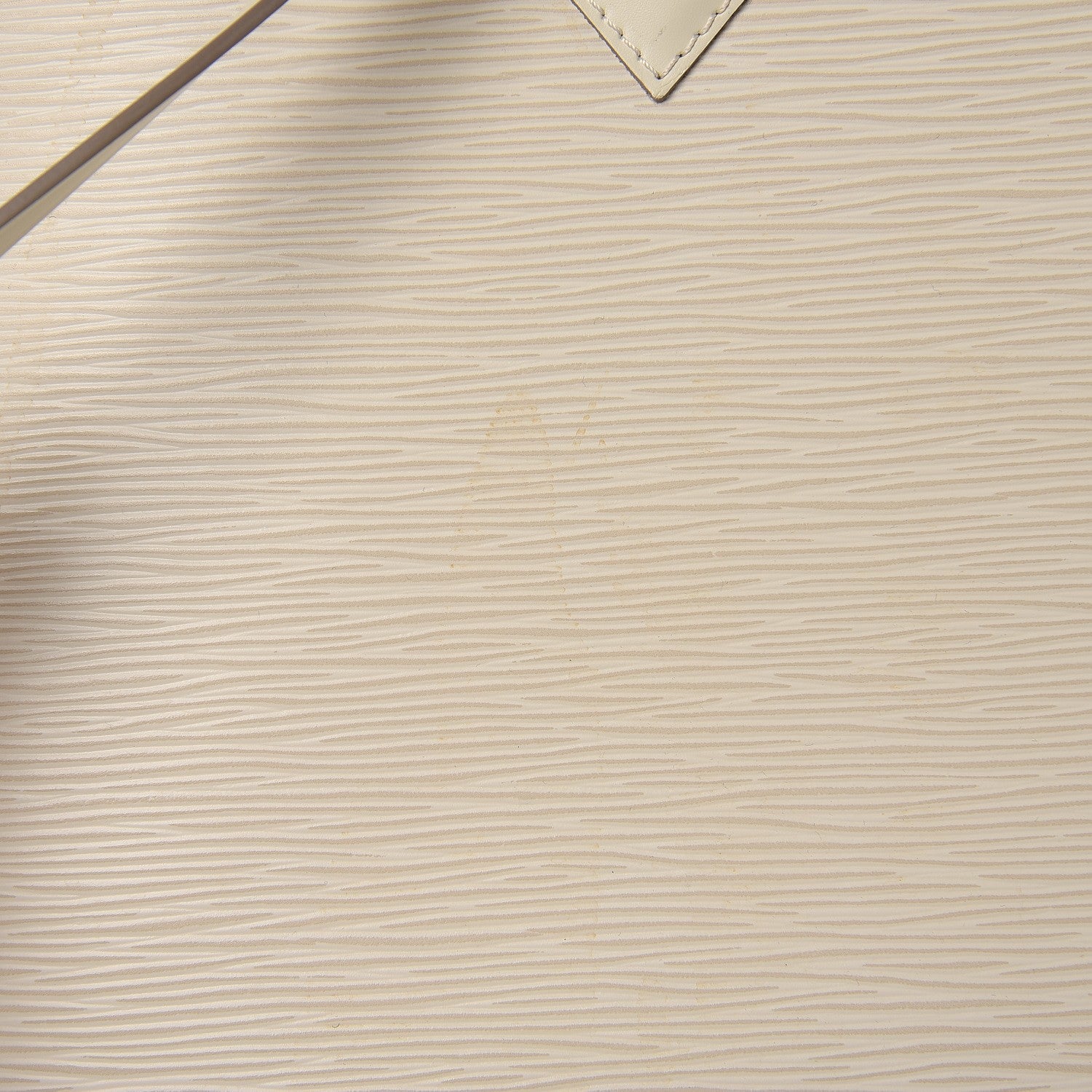 Louis Vuitton Epi Alma GM Ivory Ivory 7 of 12