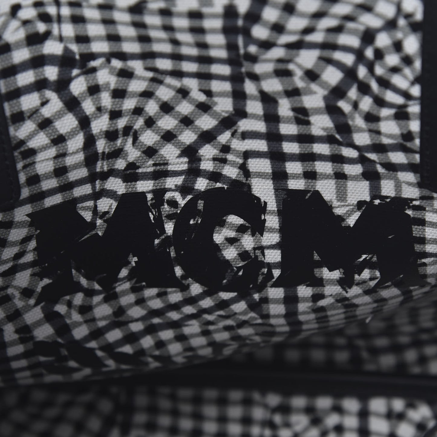 Visetos Medium Liz Reversible Shopper Tote Black