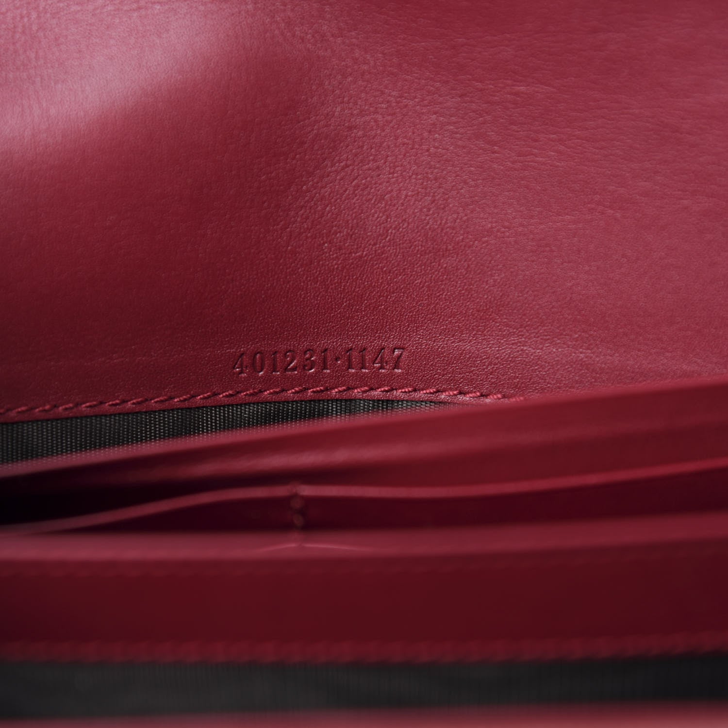 Gucci Velvet GG Monogram Mini Dionysus Chain Wallet Red Cipria 9 of 10