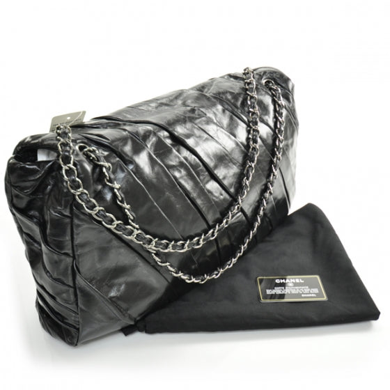 Chanel Leather Twisted Maxi Flap Black 3 of 15