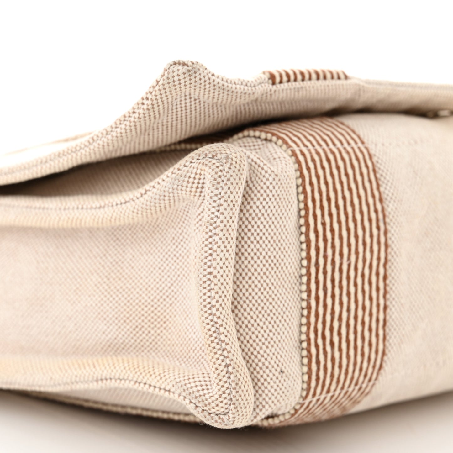 Canvas Herline Messenger Bag Natural