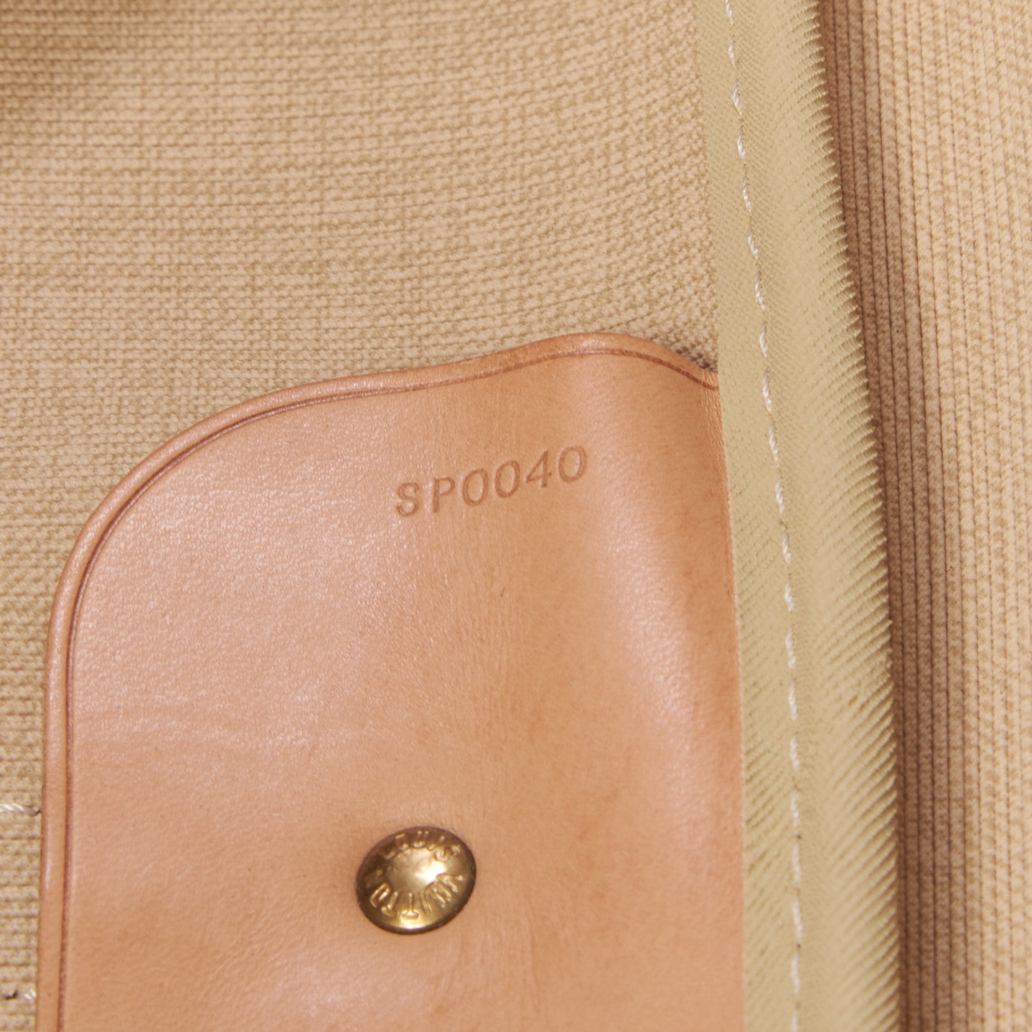 Louis Vuitton Monogram Sirius 45 10 of 10