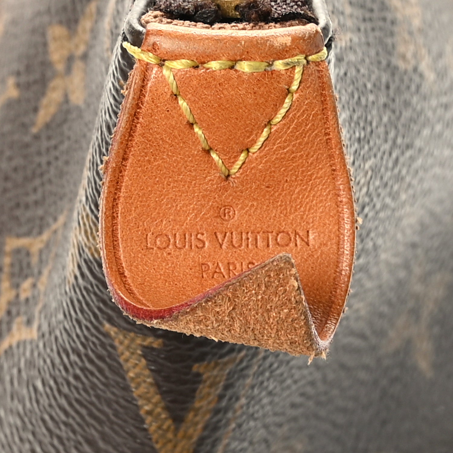Louis Vuitton Monogram Totally MM 6 of 8