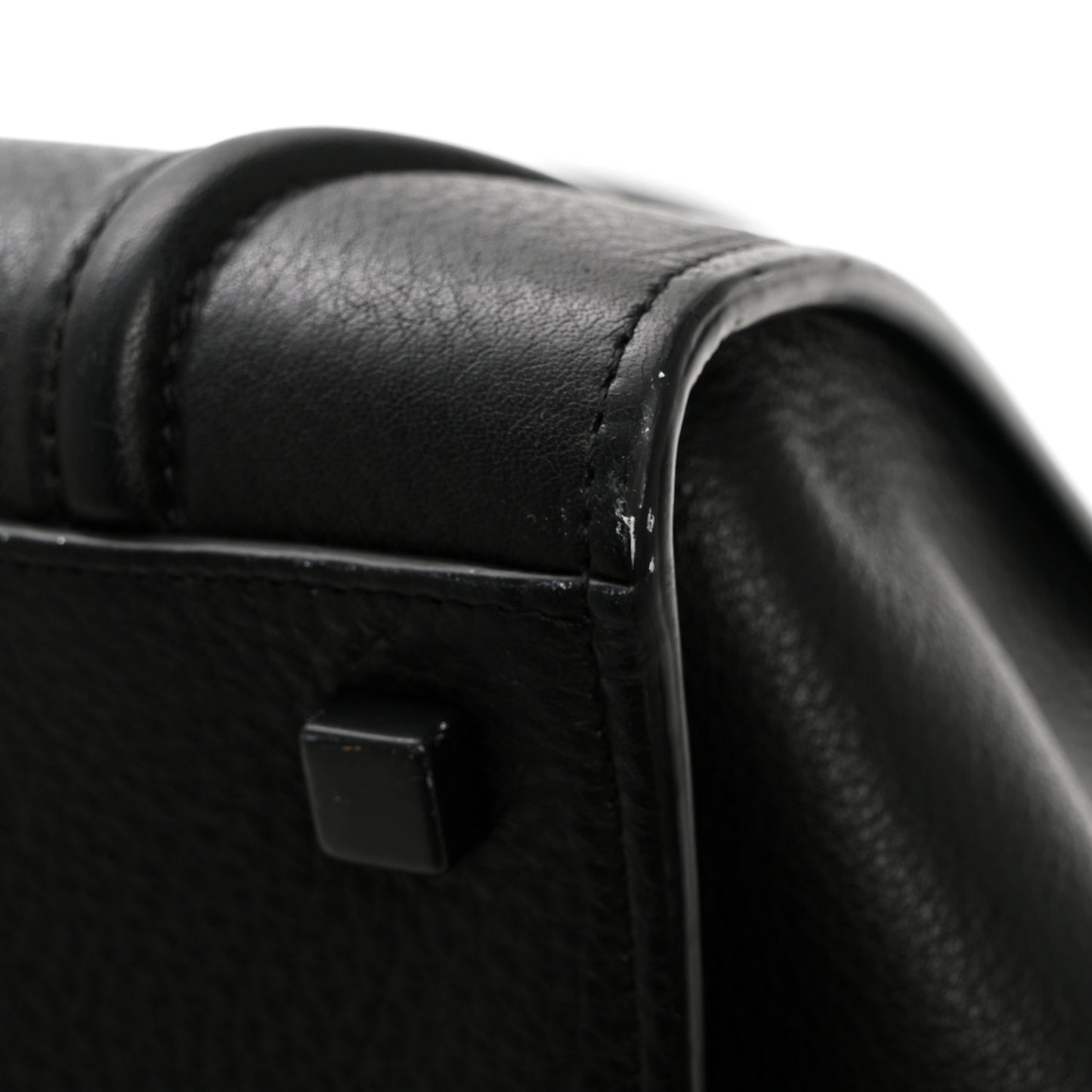 Supple Calfskin Medium Phantom Luggage Black