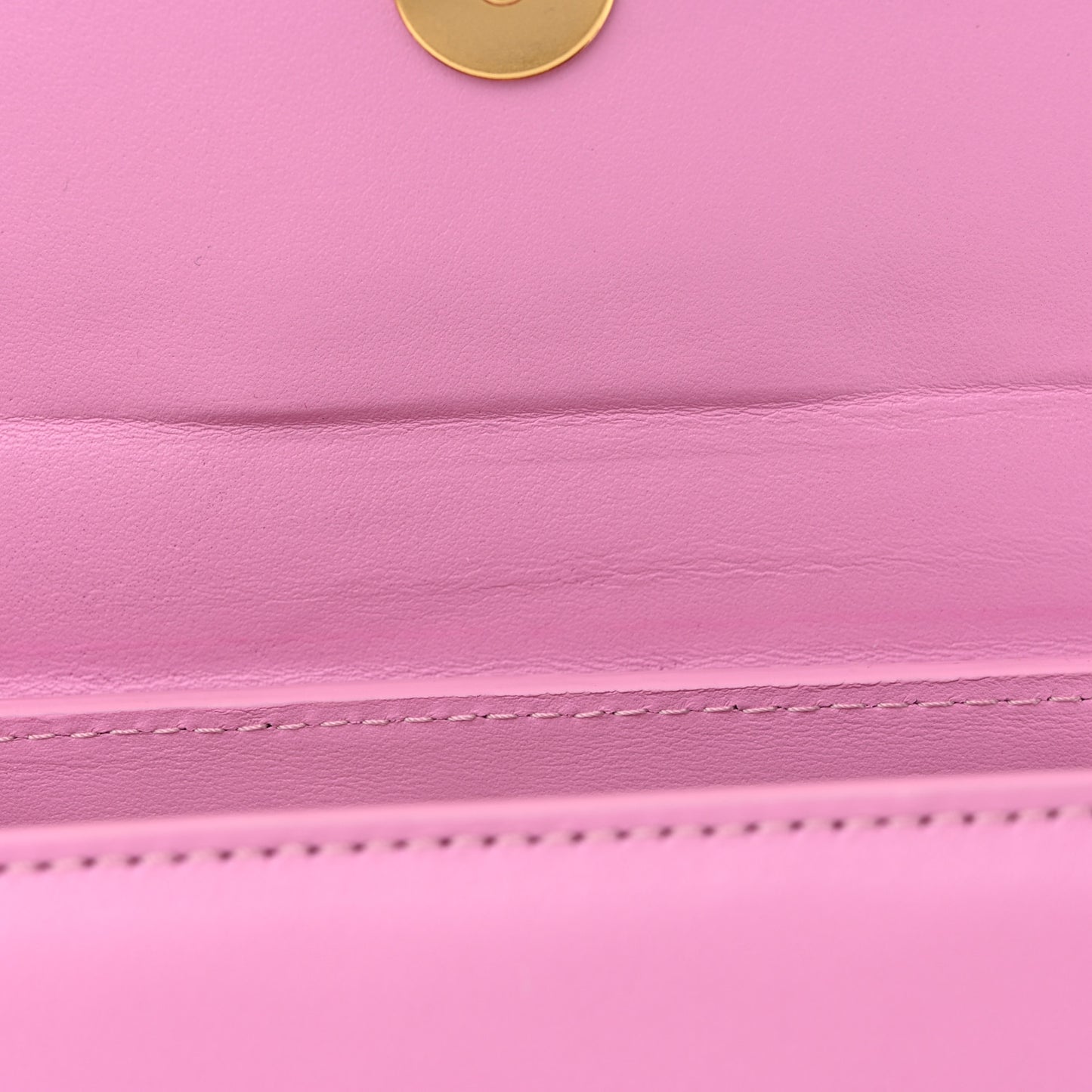 Smooth Calfskin Le Chiquito Noeud Light Pink