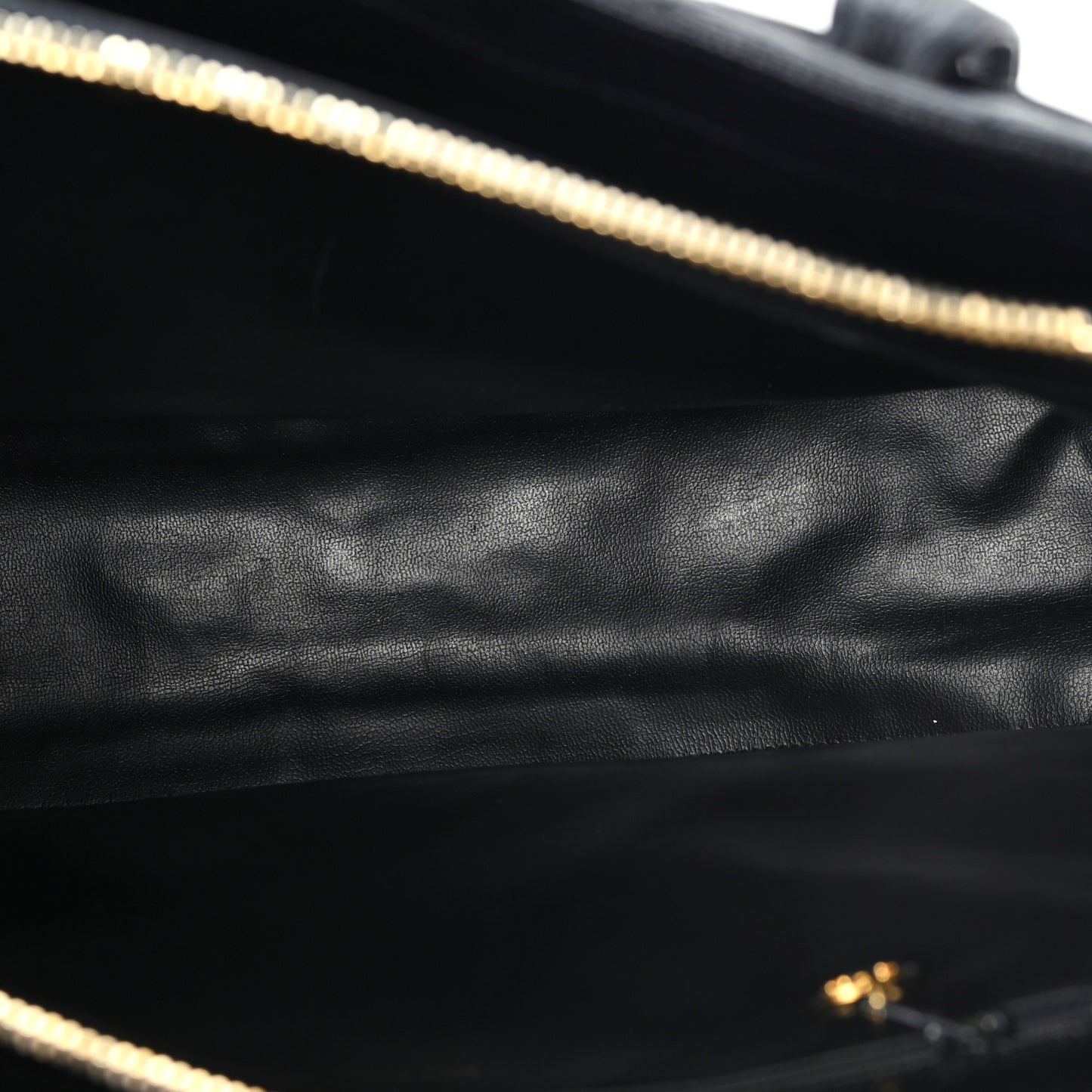 Caviar Quilted Shoulder Bag Black Black