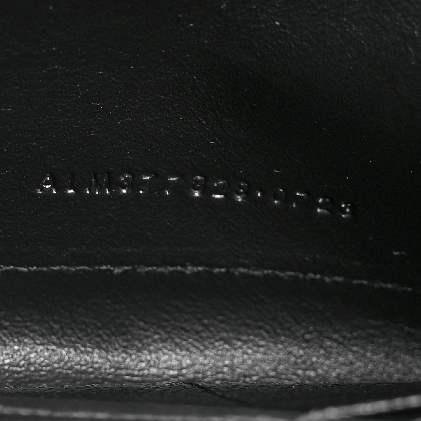 Grain De Poudre Matelasse Chevron Monogram Chain Wallet Black