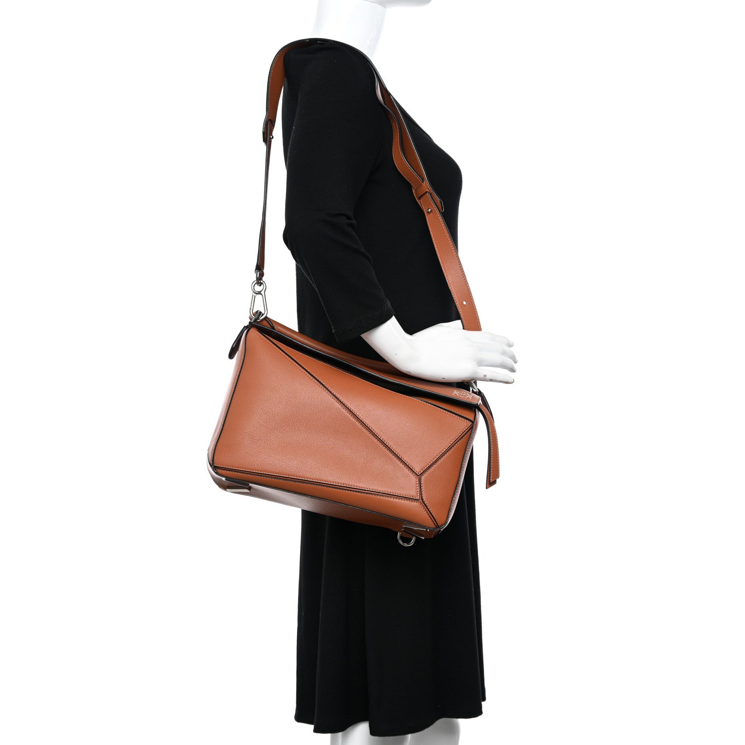 Loewe Calfskin Medium Puzzle Bag Tan 3 of 11