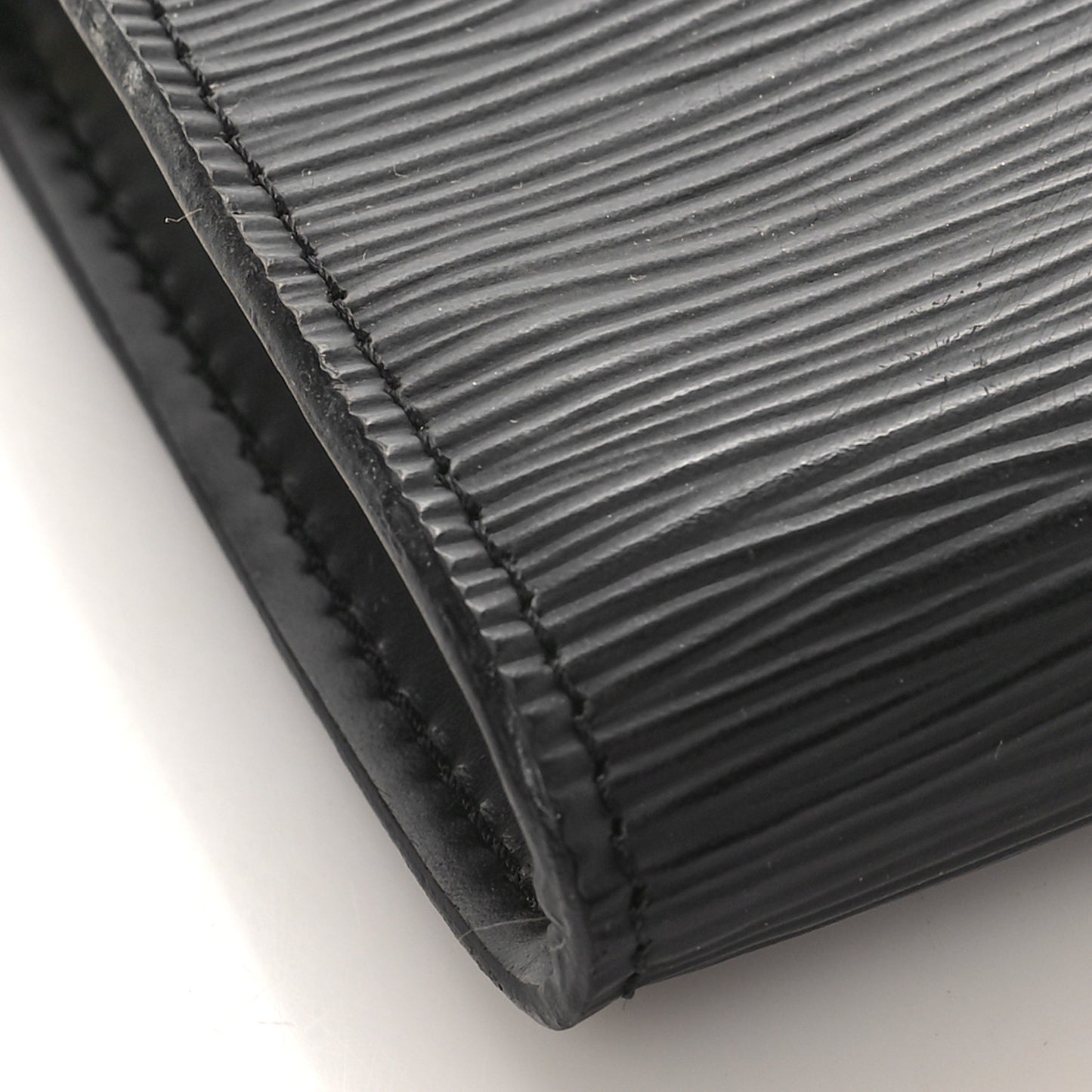 Epi Pochette Accessories 21 Black
