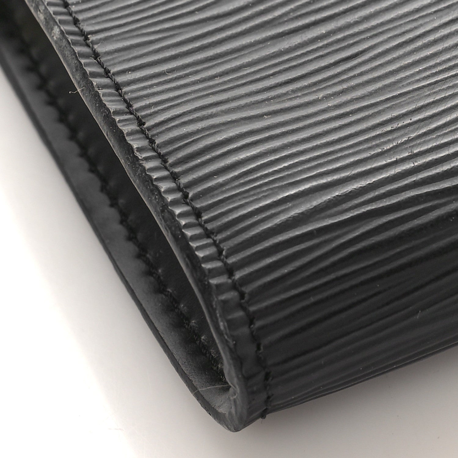 Louis Vuitton Epi Pochette Accessories 21 Black 7 of 10