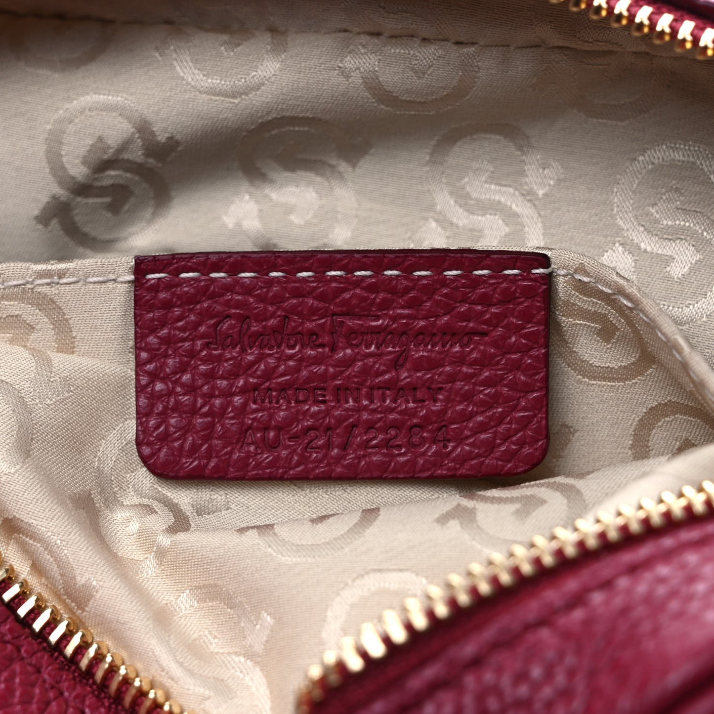 Calfskin Gancini Camera Case Melagrana