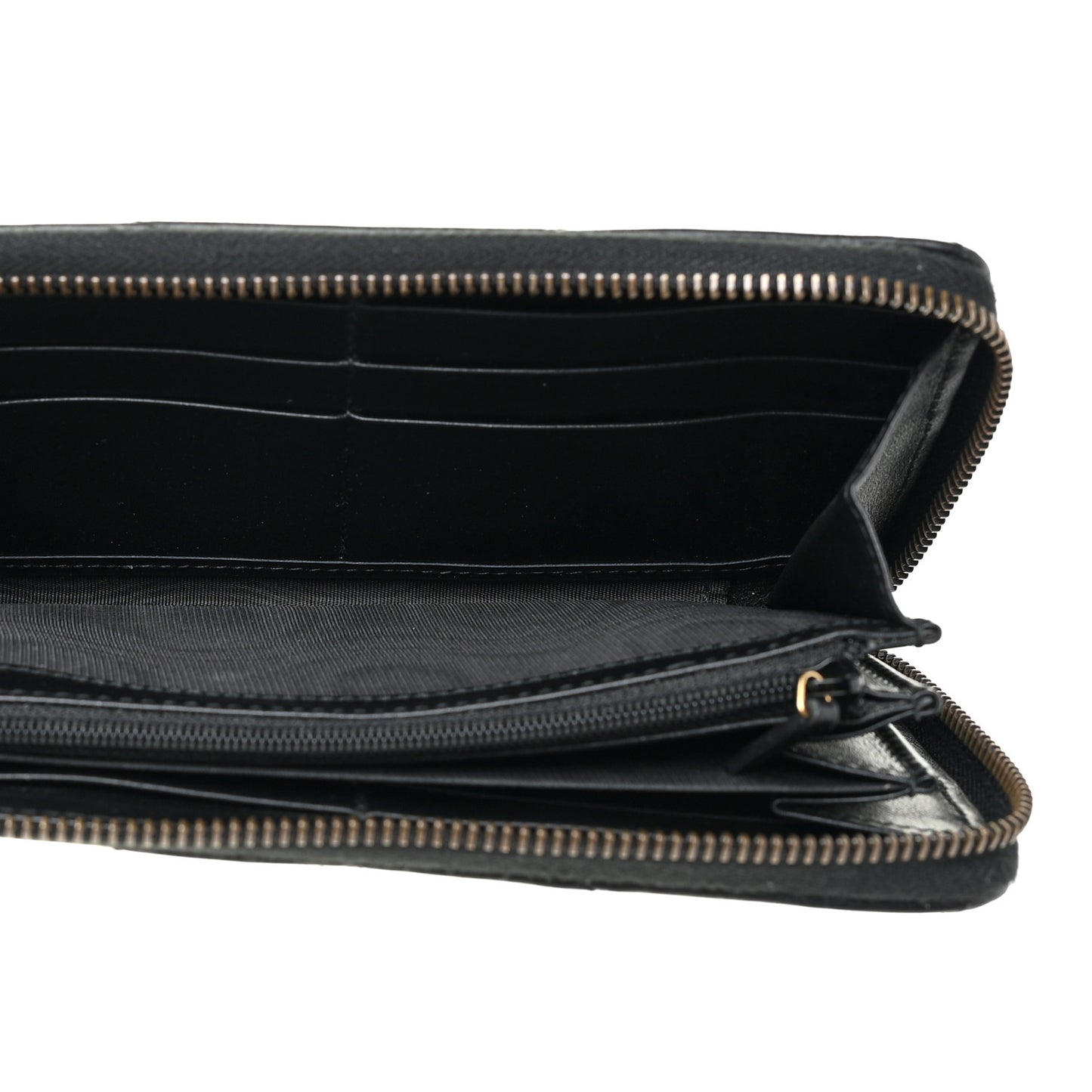 Calfskin Matelasse GG Marmont Zip Around Wallet Black