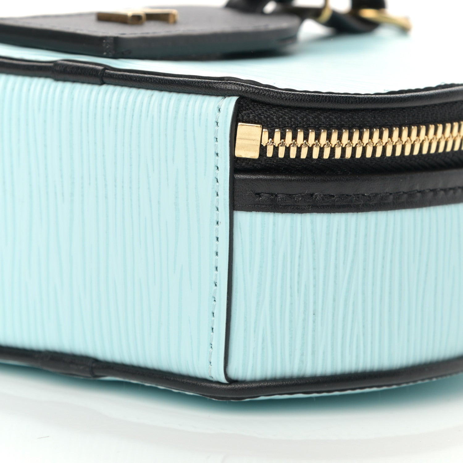 Louis Vuitton Epi Mini Boite Chapeau Sea 9 of 11