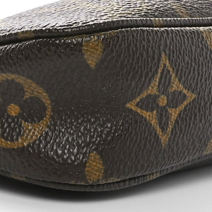 Louis Vuitton Monogram Pochette Accessories 9 of 10