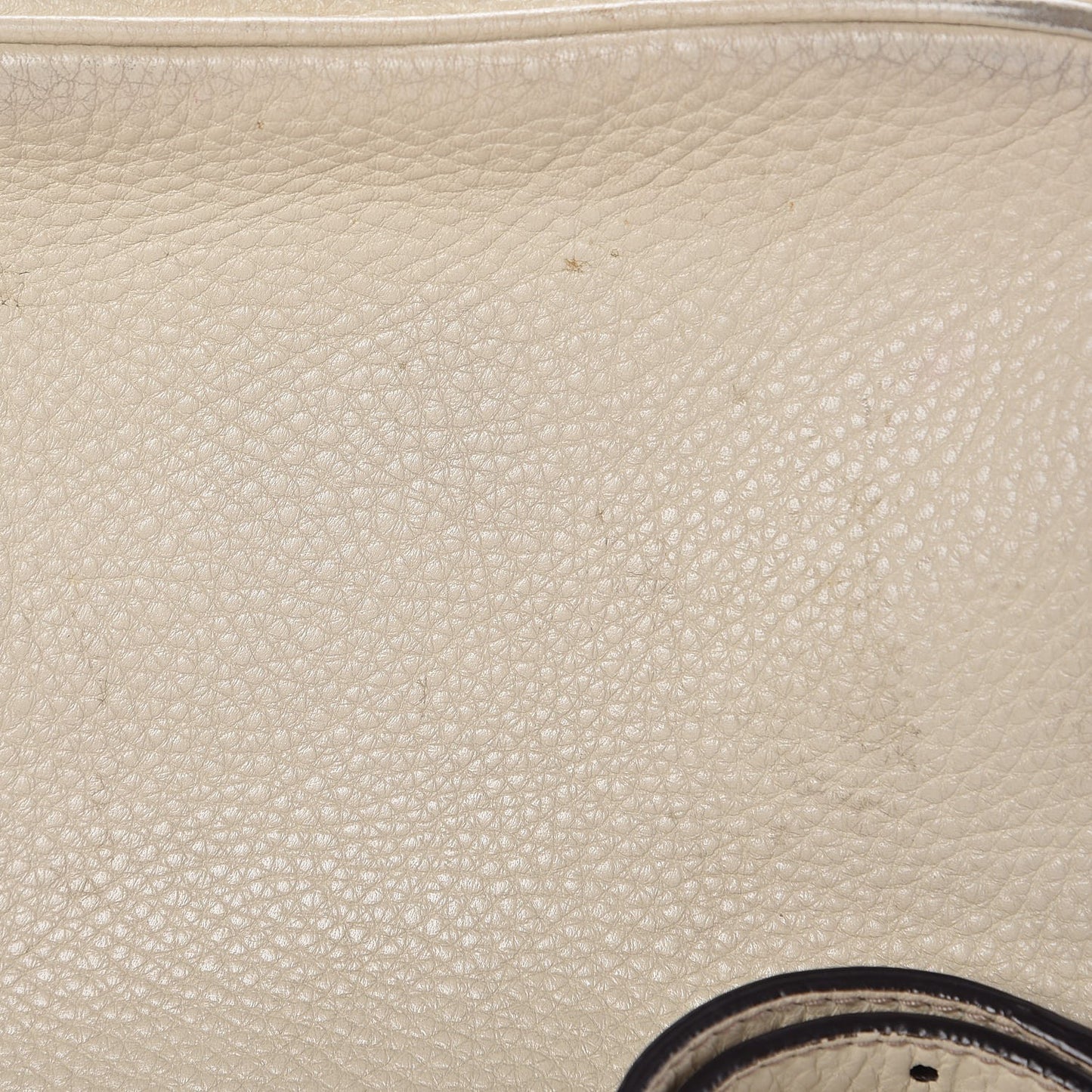 Pebbled Calfskin Small Soho Disco Bag Off White