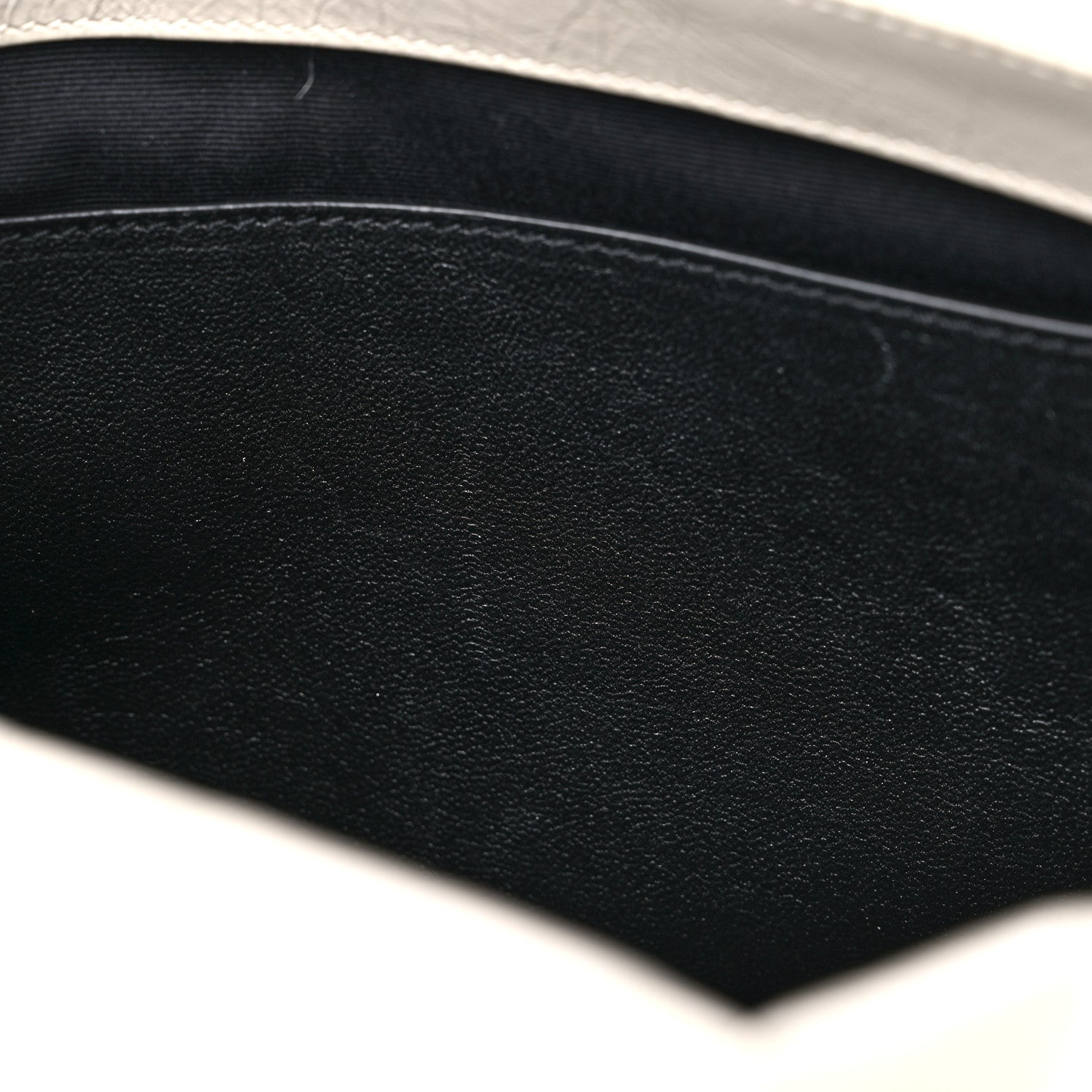 Saint Laurent Crinkled Calfskin Matelasse Monogram Medium Niki Chain Satchel Blanc Vintage 10 of 12