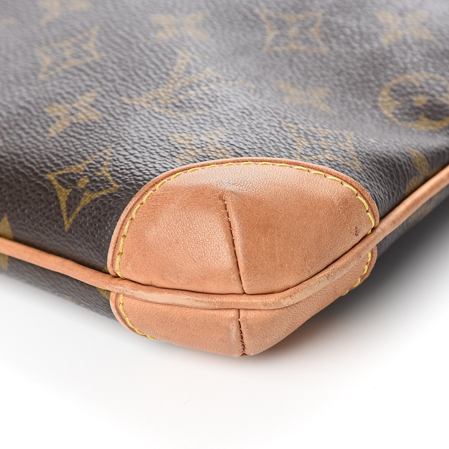 Louis Vuitton Monogram Sac Coussin GM 8 of 9
