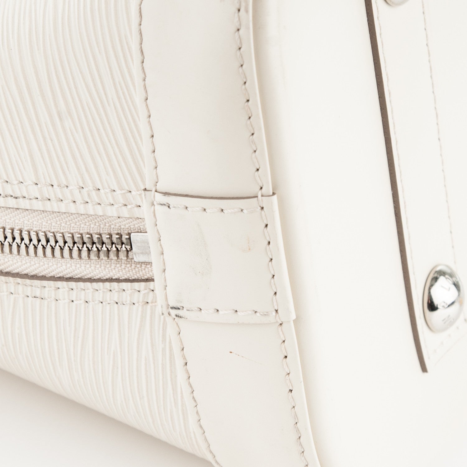 Louis Vuitton Epi Alma PM Ivory 8 of 8