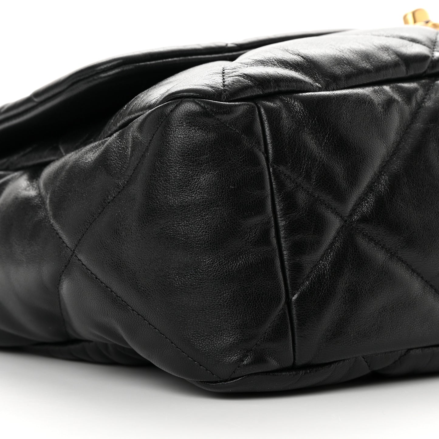 Goatskin Quilted Maxi Chanel 19 Flap Black