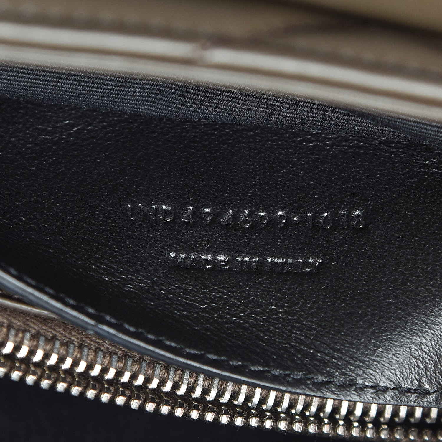 Saint Laurent Calfskin Y Quilted Monogram Small Loulou Chain Satchel Faggio 8 of 11