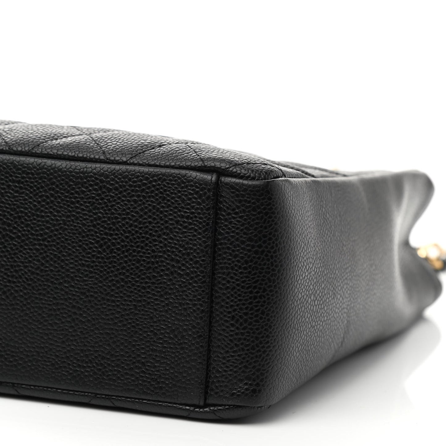 Caviar Quilted Petit Shopping Tote PST Black