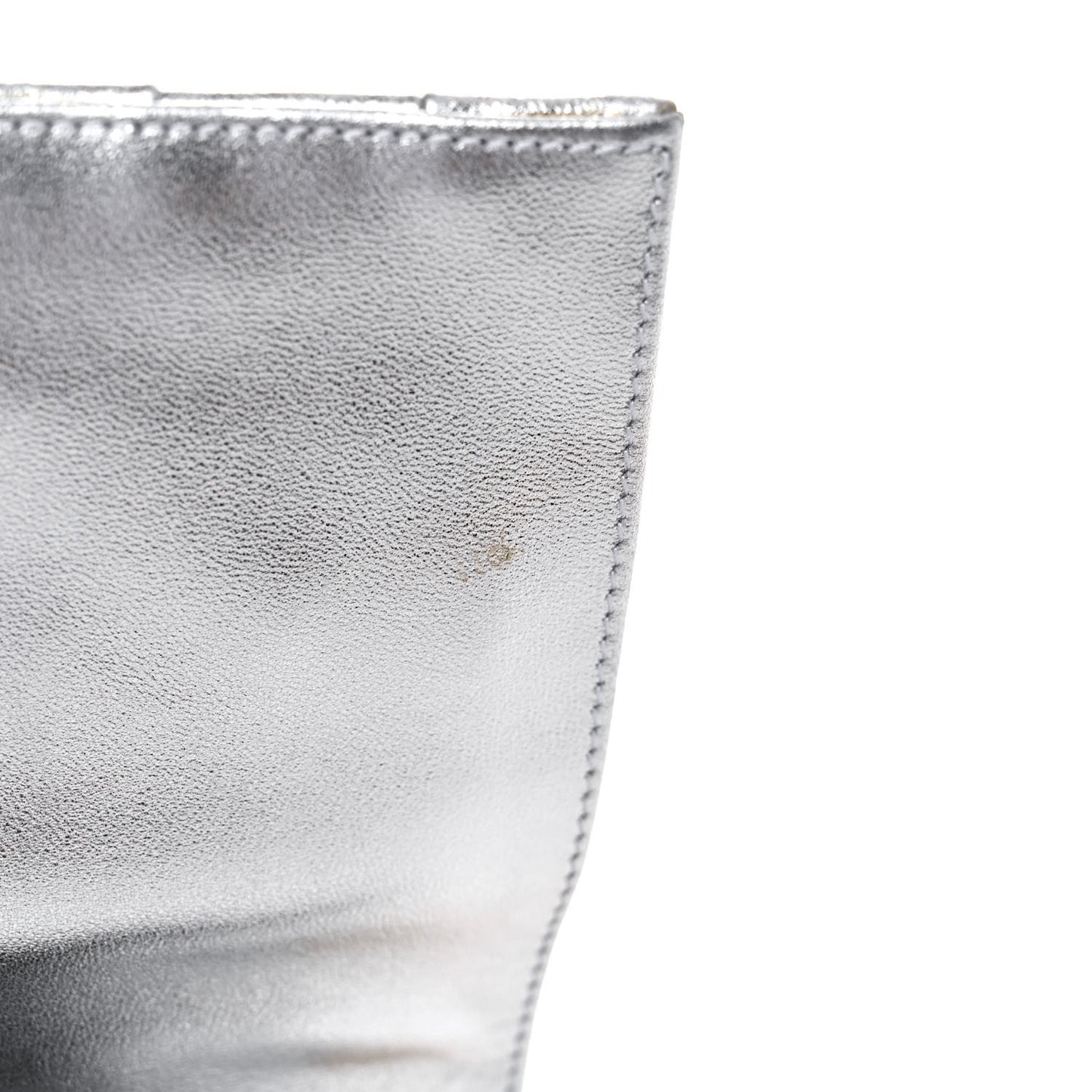 Metallic Lambskin Sac Pochette Argent