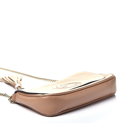 Gucci Pebbled Calfskin Medium Soho Flap Crossbody Camelia 4 of 9