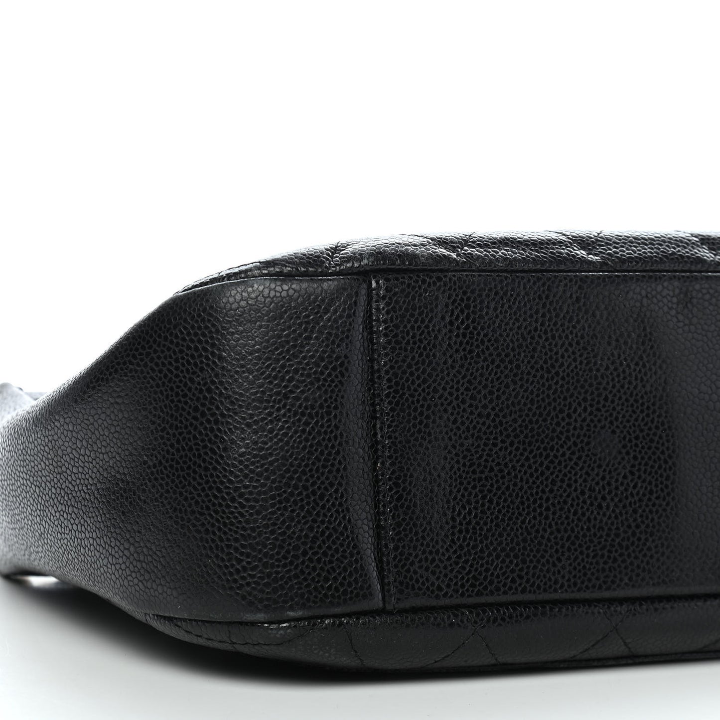 Caviar Quilted Timeless CC Shoulder Bag Black