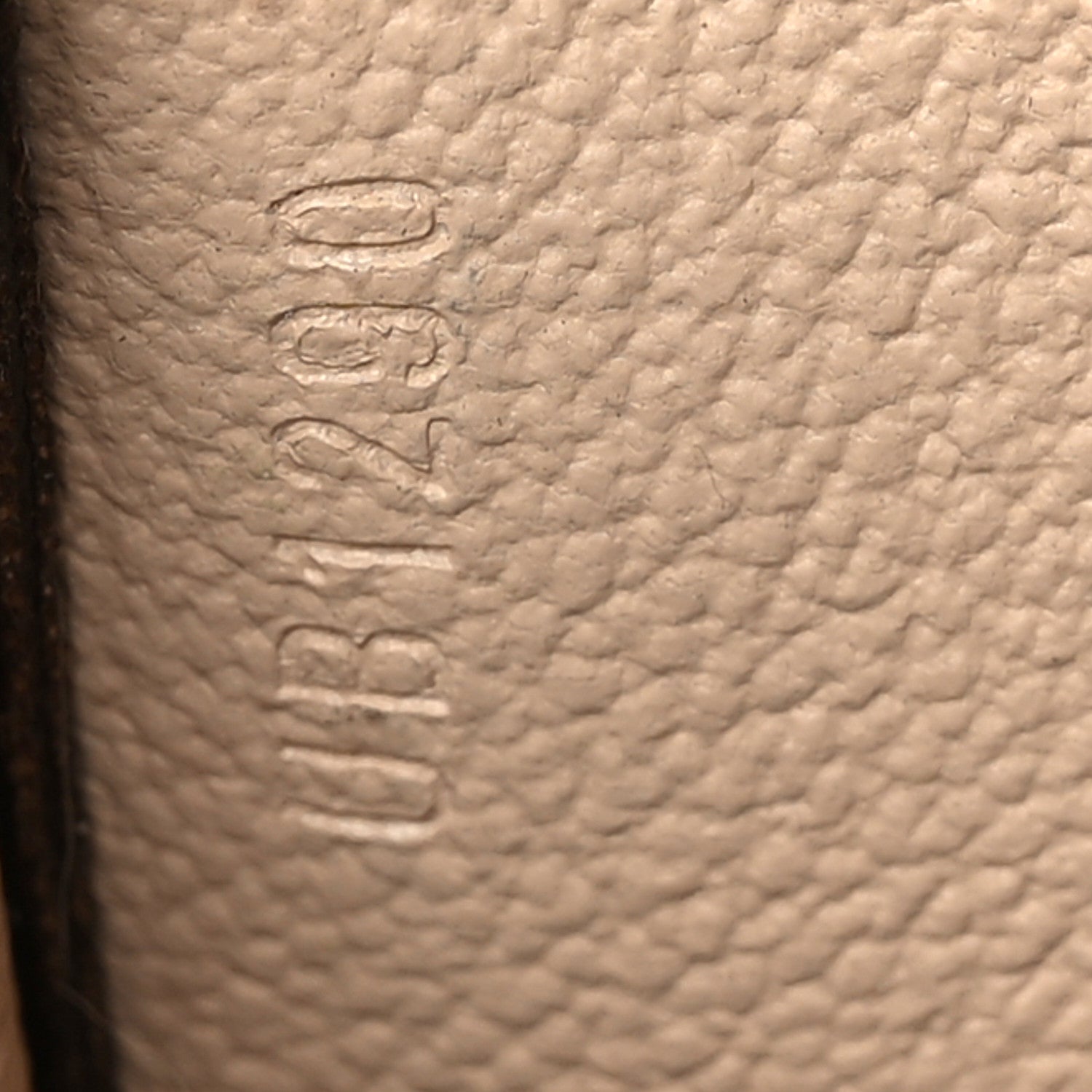 Louis Vuitton Monogram Toiletry Pouch 15 6 of 8