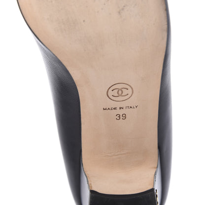 Chanel Lambskin Patent CC Cap Toe Pumps 39 Black 10 of 10