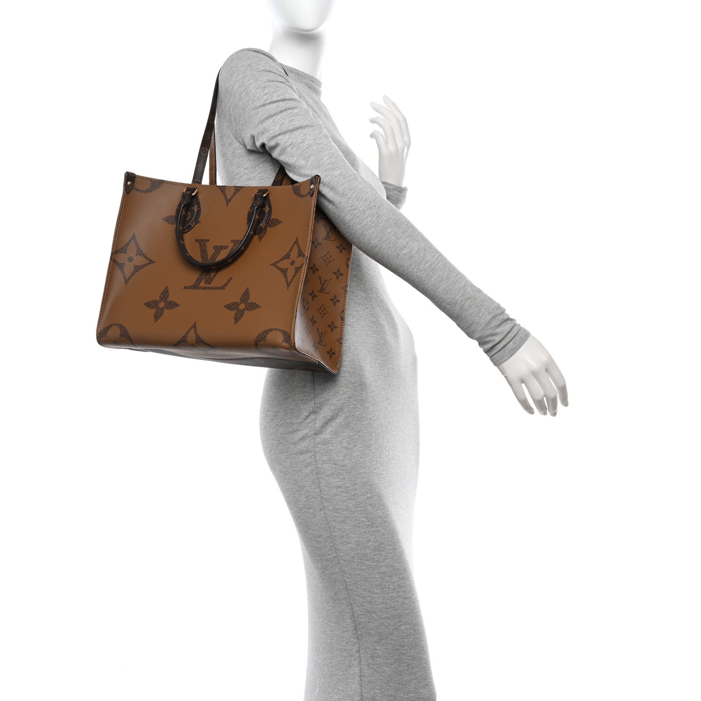 Reverse Monogram Giant Onthego MM