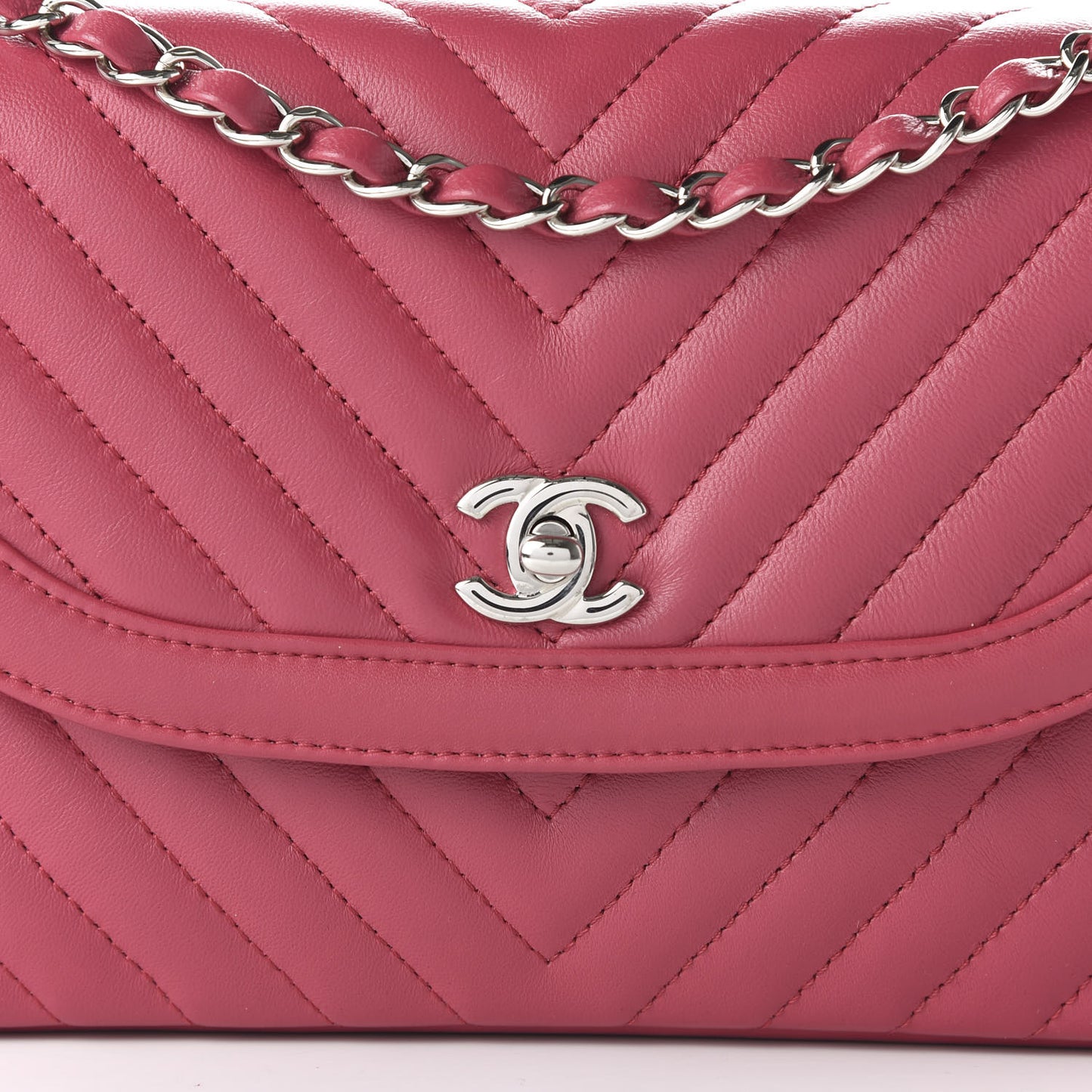 Lambskin Chevron Medium Single Flap Fuchsia