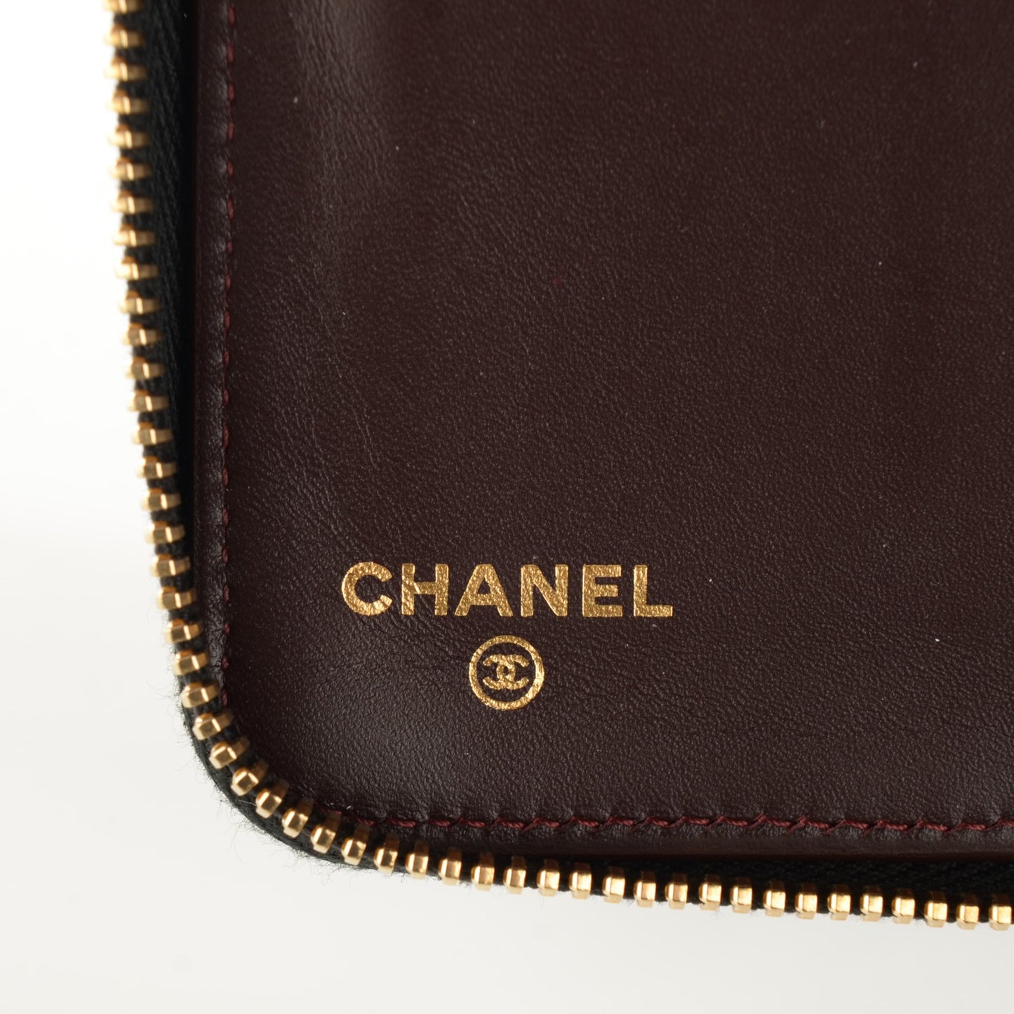 Caviar Quilted Large Zipped Wallet Black