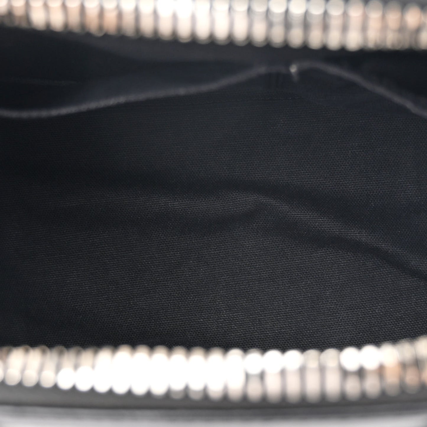 Shiny Lord Calfskin Small Antigona Black