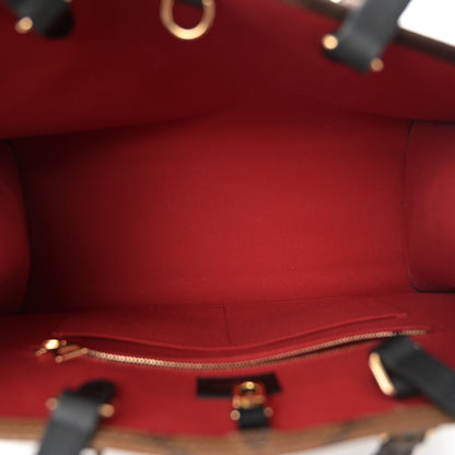 Louis Vuitton Reverse Monogram Giant Onthego MM 5 of 9