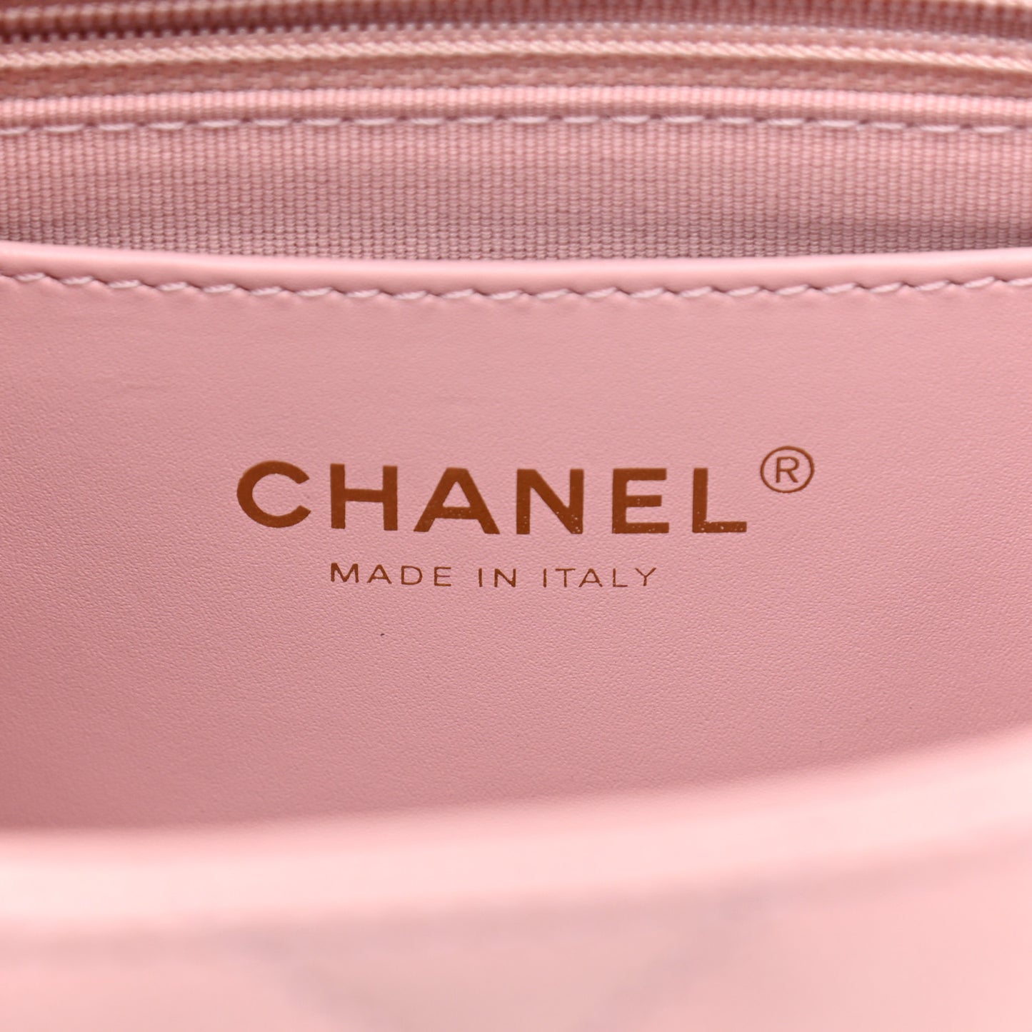 Caviar Quilted Chain Flap Pink