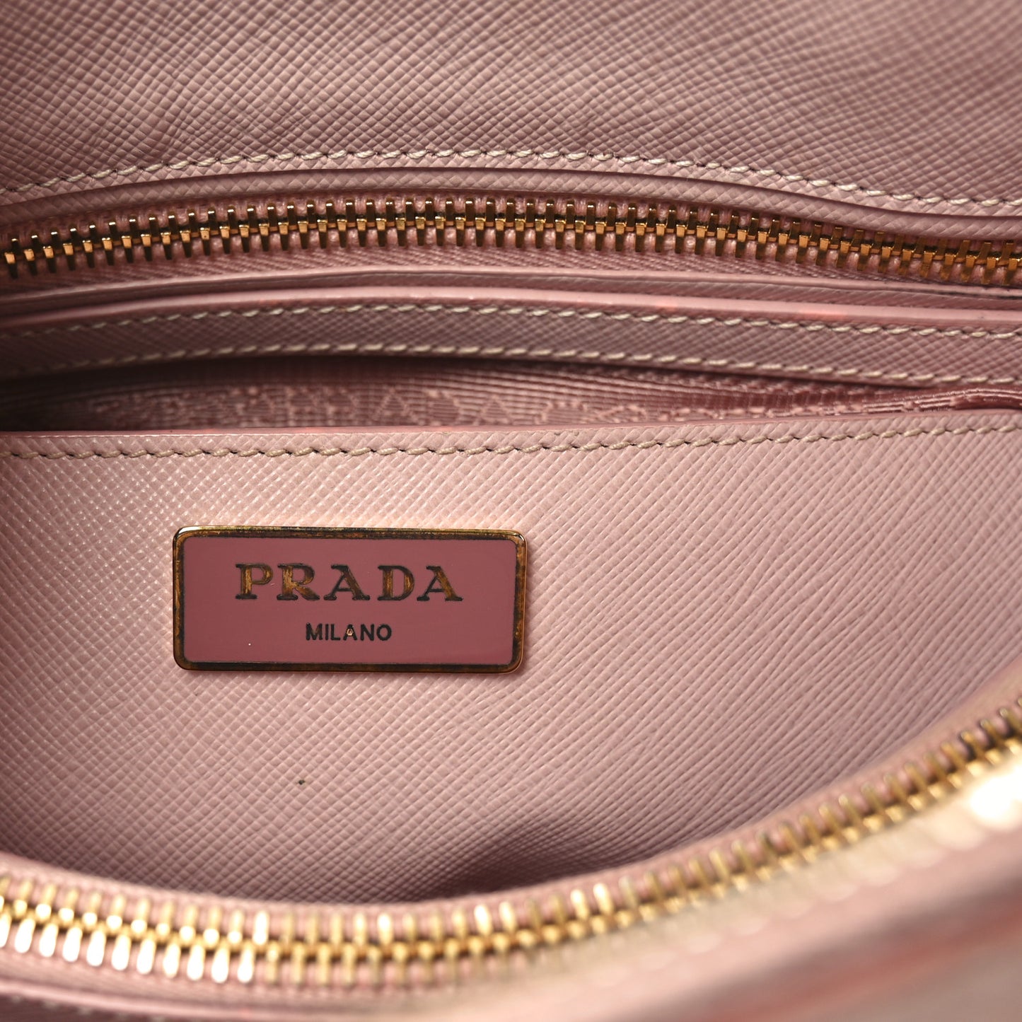 Saffiano Lux Medium Promenade Tote Orchidea
