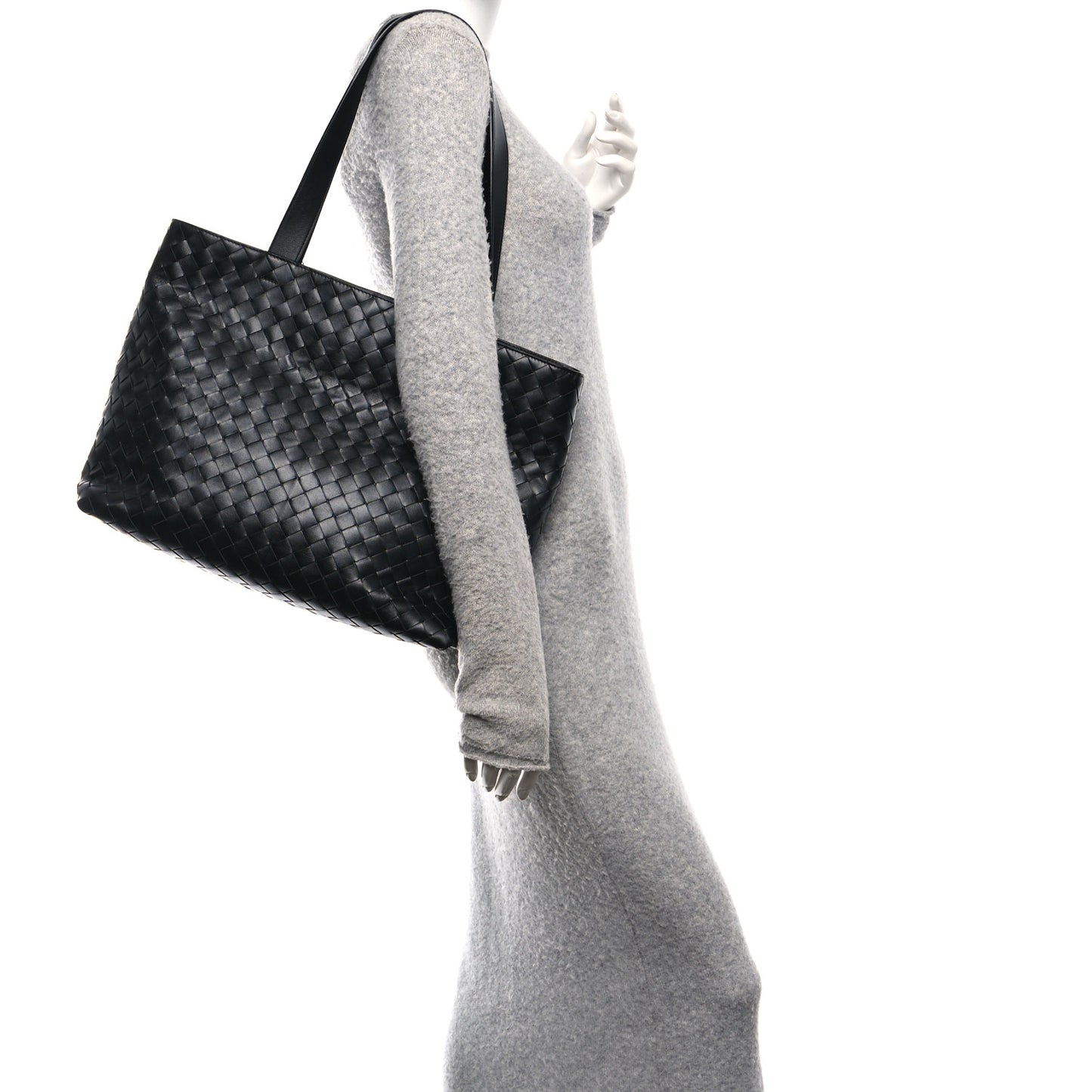 Calfskin Intrecciato Small Zipped Tote Black