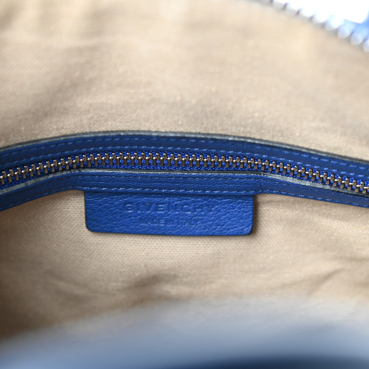 Givenchy Sugar Goatskin Small Antigona Bright Blue 6 of 9