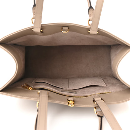 Louis Vuitton Empreinte Monogram Giant Onthego MM Tourterelle 5 of 9