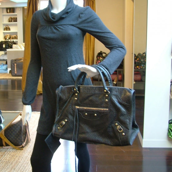 Balenciaga Agneau Cross Perforated Work Black 2 of 10
