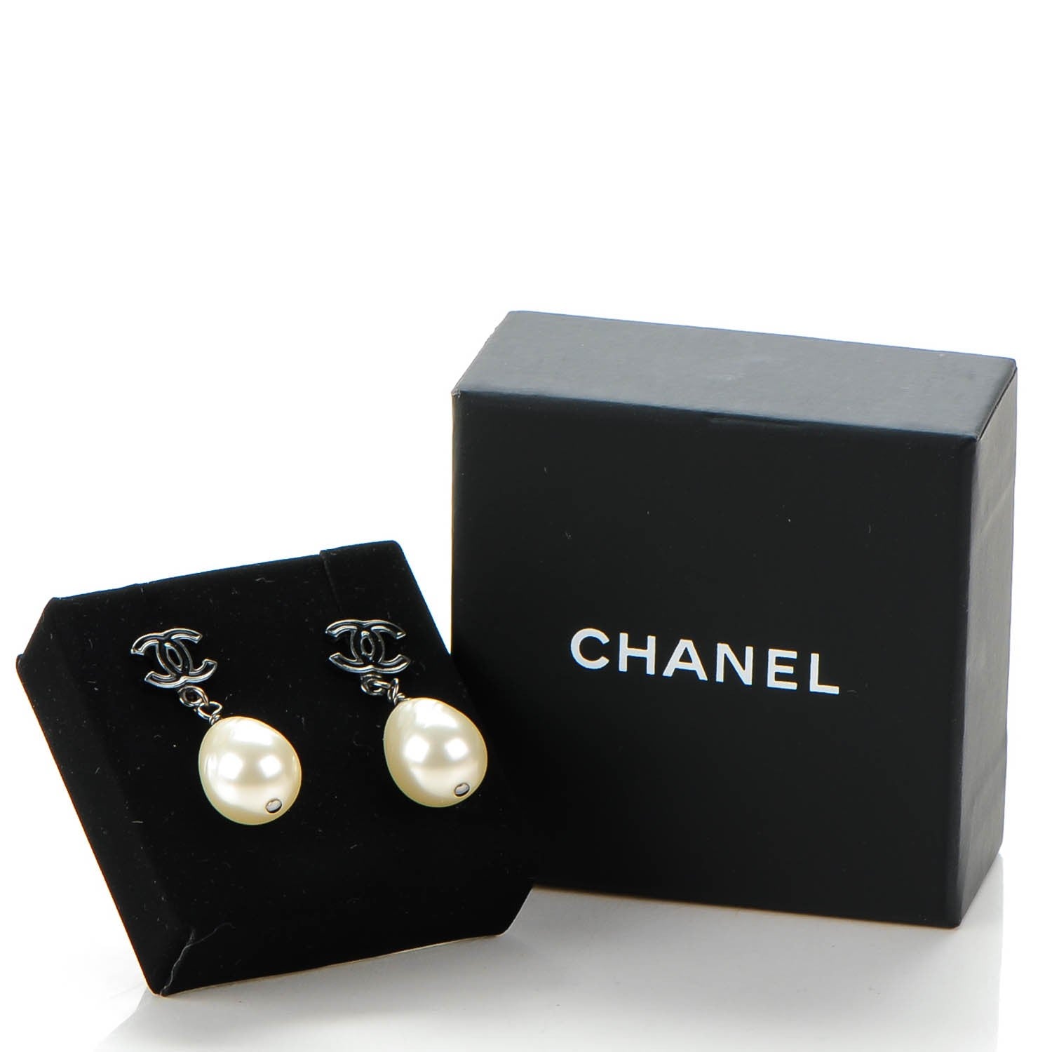 Chanel Enamel CC Pearl Dangle Earrings Black 4 of 4